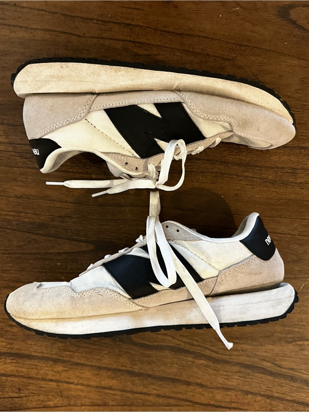 New Balance 237 Women’s 9.5 Cream Black Suede Retro Sneakers WS237BW
